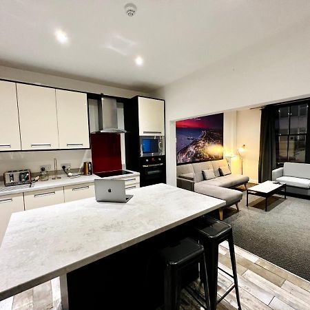 The Pier Suite Serviced Apartment Blackpool Exterior photo